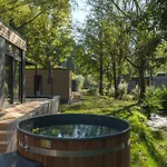 Mamer Met Hottub | 4 Personen Tandel