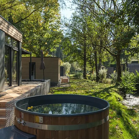 Mamer Met Hottub | 4 Personen Tandel