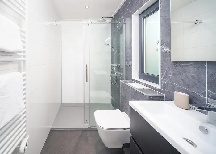 Tatil Evi Mamer Met Hottub | 4 Personen *